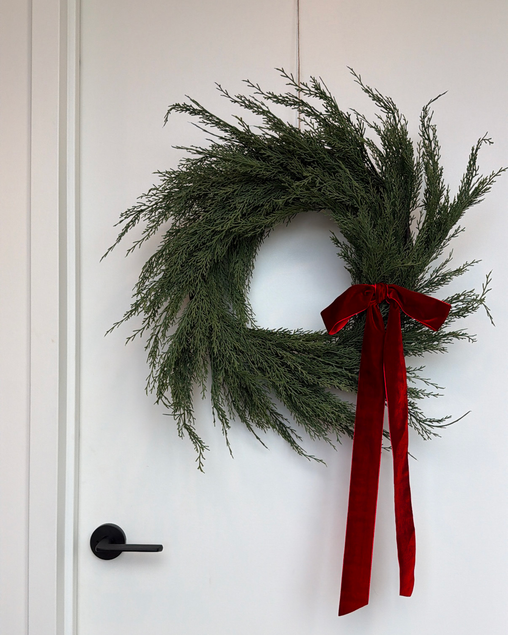 Velvet Clip-On Wreath Bow