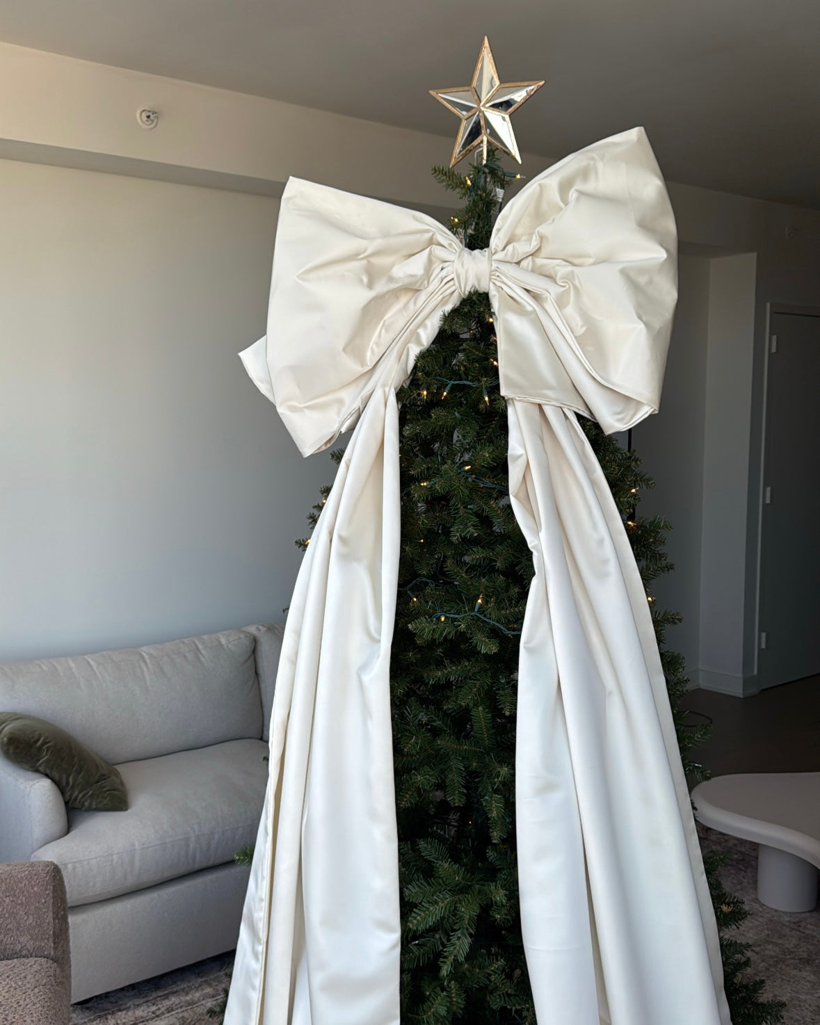 Giant Satin Bow Tree Topper